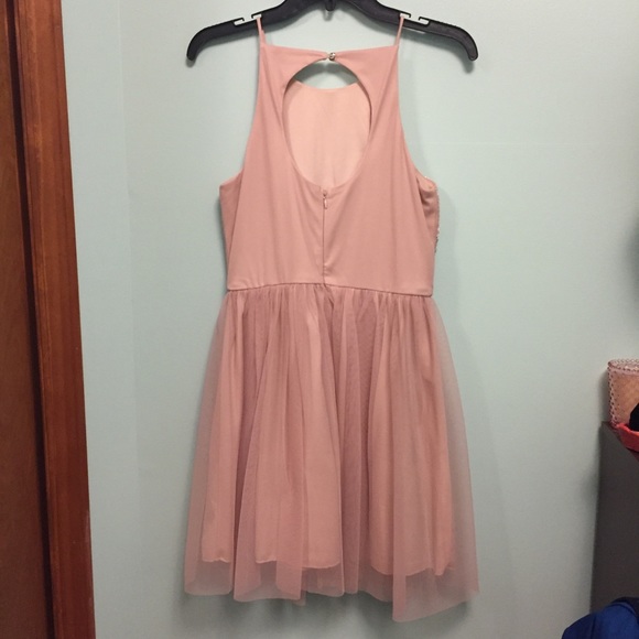 Beautiful light pink short formal dress - Picture 2 of 7